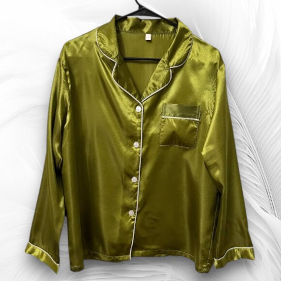 Olive Green Satin Pajama Set with White Piping – Size L - Picture 4 of 11